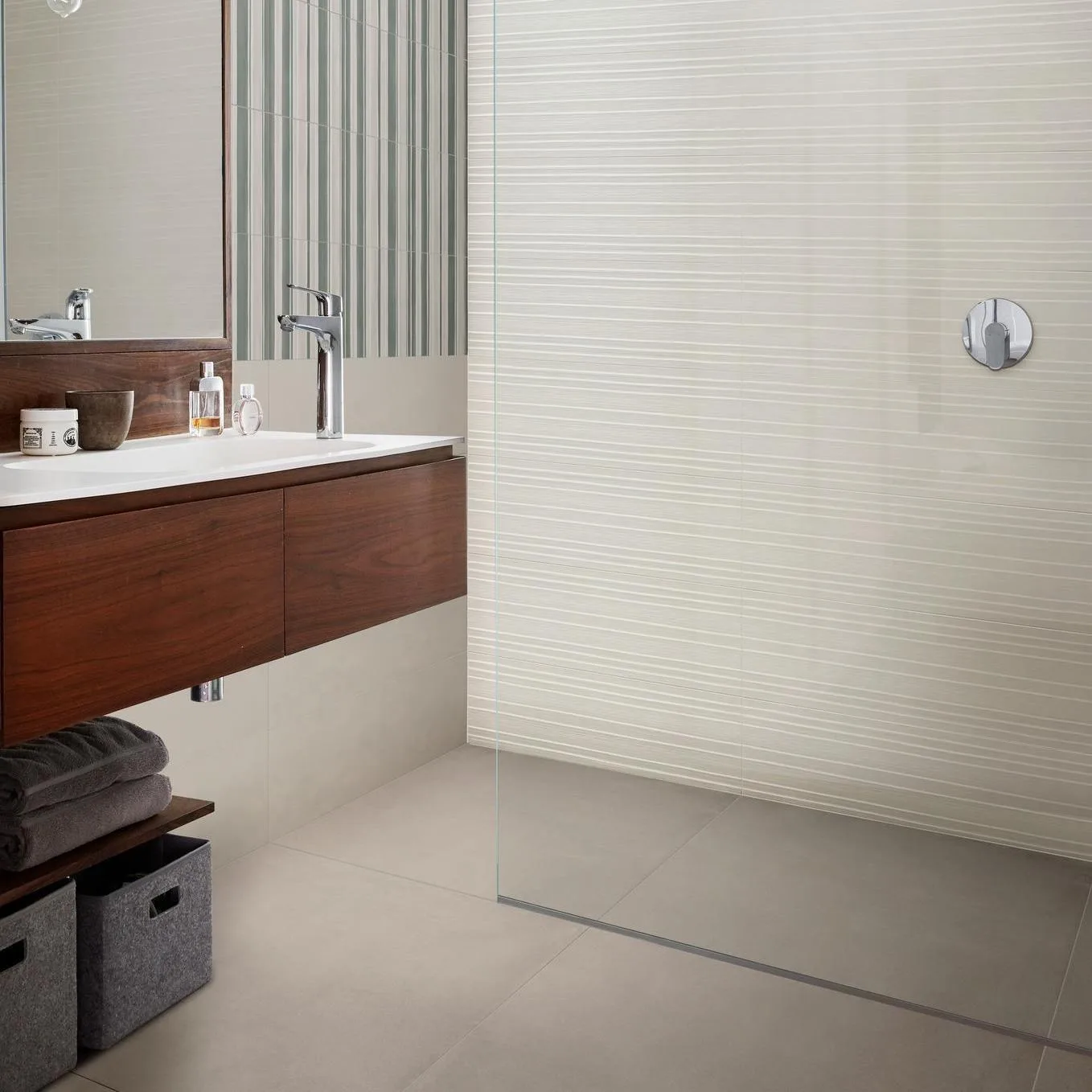 Now Bianco 25x76 R9MR