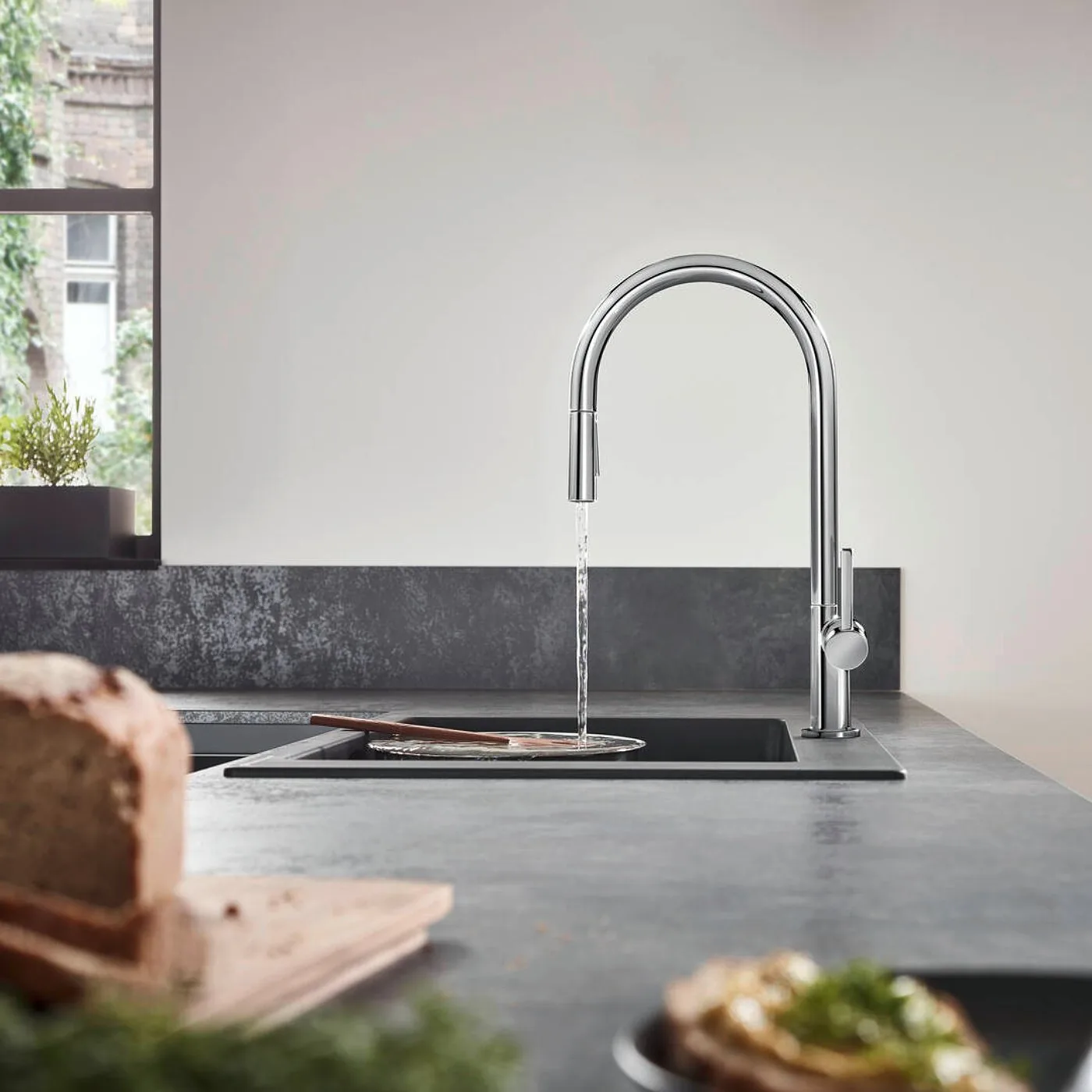 Hansgrohe Talis M54 za sudoperu 210 sa izvlačnim tušem 2 jet, sBox 72801000